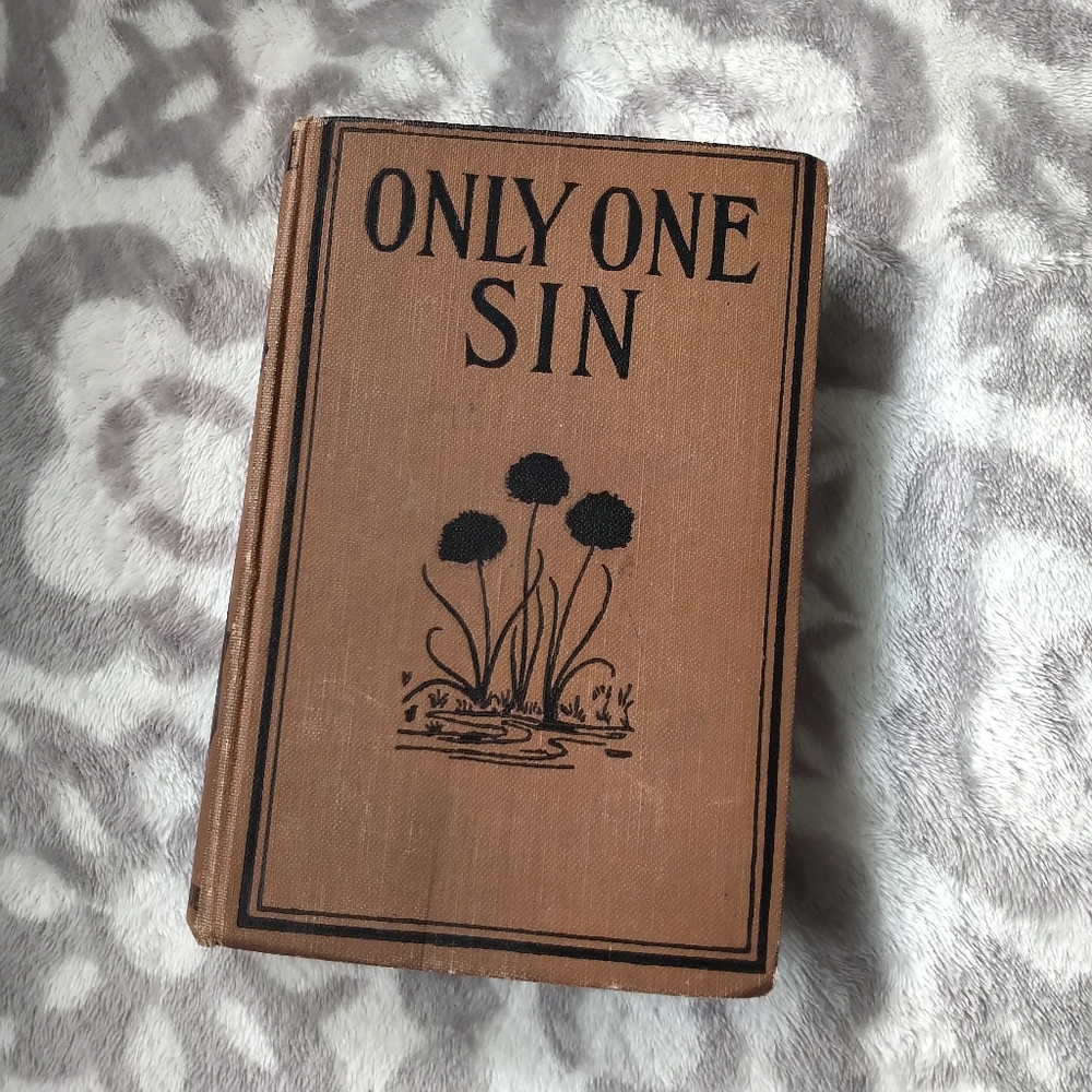 Only one sin Bertha Clay hardcover fiction vintage book